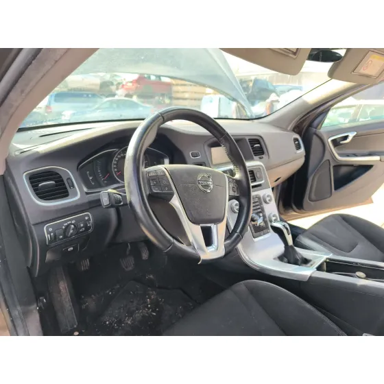 Salpicadero para Volvo V60 I Cross Country (157)