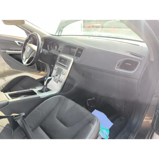 Salpicadero para Volvo V60 I Cross Country (157)
