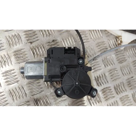 Elevalunas Trasero Derecho para Volkswagen Polo V (6R1, 6C1)