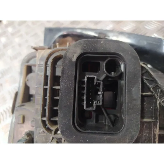 Piloto Trasero Izquierdo para Volkswagen Polo V (6R1, 6C1)
