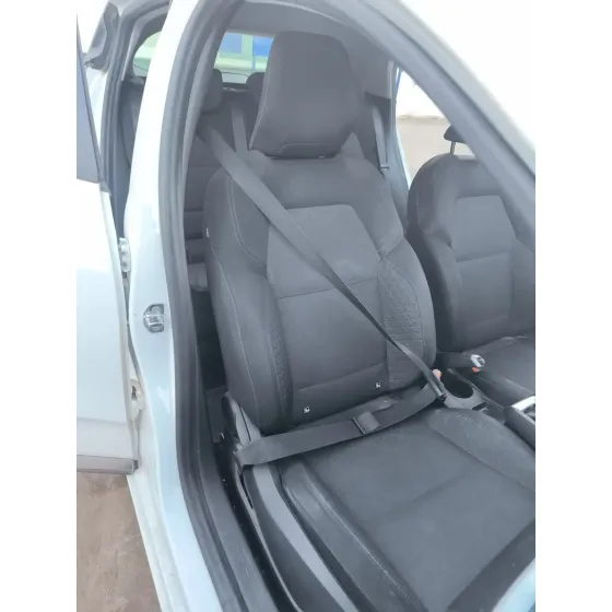Cinturon Seguridad Delantero Derecho para Renault Clio V (B7_)