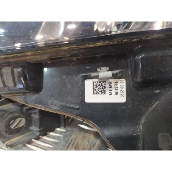 Faro Izquierdo para Renault Clio V (B7_)