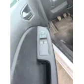 Mando Elevalunas Delantero Izquierdo para Renault Clio V (B7_)
