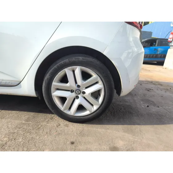 Paso De Rueda Trasero Izquierdo para Renault Clio V (B7_)