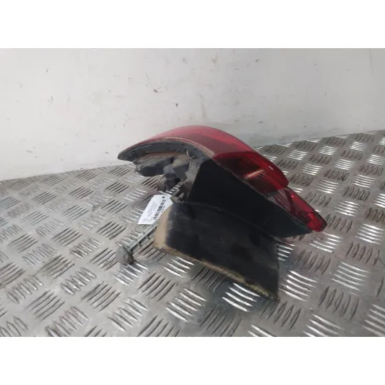 Piloto Trasero Derecho Interior para Renault Clio V (B7_)