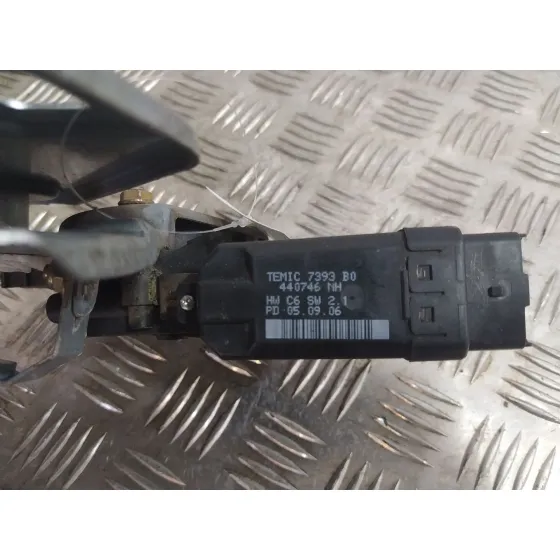 Elevalunas Delantero Derecho para Renault Megane Ii Coupe-Cabriolet (Em0/1_)