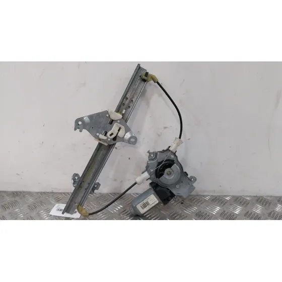Elevalunas Trasero Izquierdo para Nissan Qashqai (J10)
