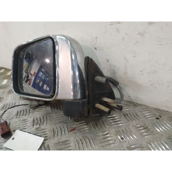 Retrovisor Izquierdo para Nissan Pick Up (D22)
