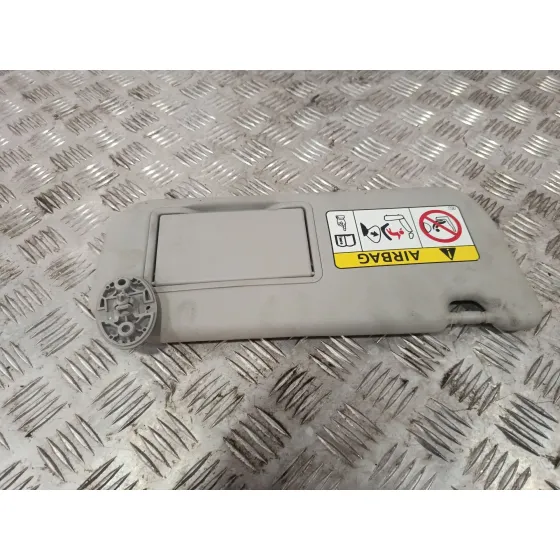 Parasol Derecho para Toyota Auris (_E18_)