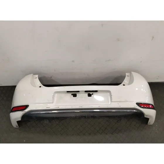 Paragolpes Trasero para Toyota Auris (_E18_)
