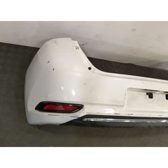 Paragolpes Trasero para Toyota Auris (_E18_)