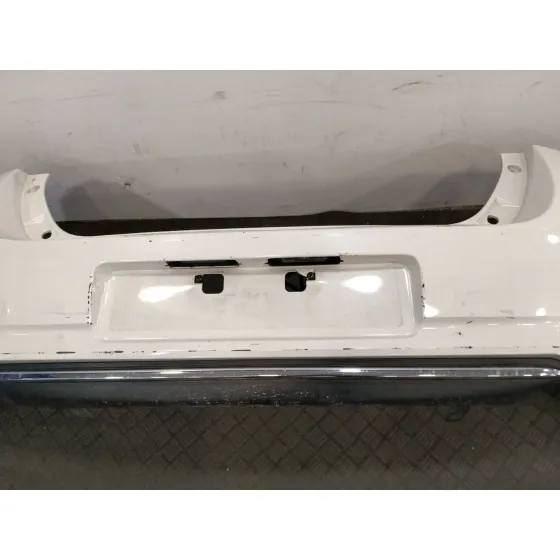 Paragolpes Trasero para Toyota Auris (_E18_)