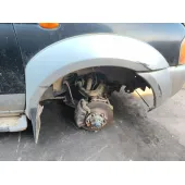 Aletin Delantero Derecho para Nissan Pick Up (D22)