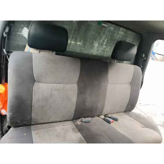 Asientos Traseros para Nissan Pick Up (D22)