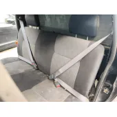 Enganche Cinturon Trasero Derecho para Nissan Pick Up (D22)