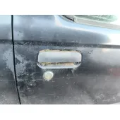 Maneta Exterior Delantera Derecha para Nissan Pick Up (D22)