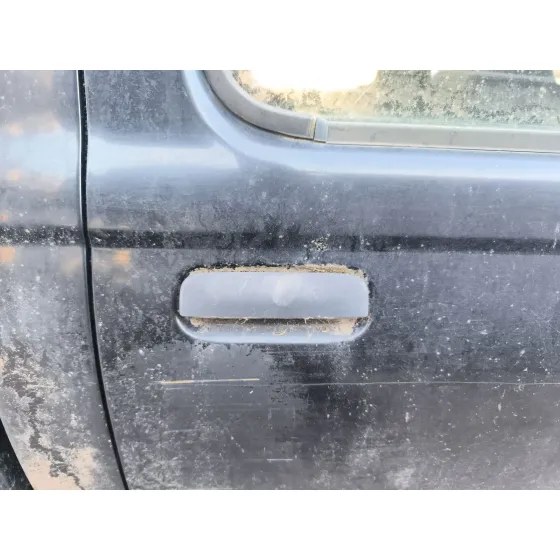 Maneta Exterior Trasera Derecha para Nissan Pick Up (D22)