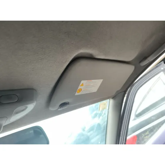 Parasol Derecho para Nissan Pick Up (D22)