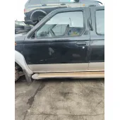 Puerta Delantera Izquierda para Nissan Pick Up (D22)
