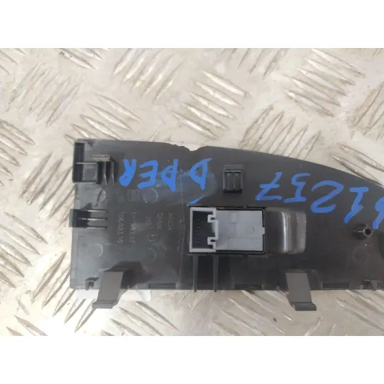 Mando Elevalunas Delantero Derecho para Seat Leon (1P1)