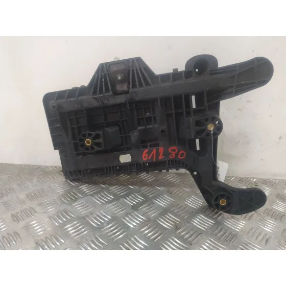 Soporte Bateria para Volkswagen Golf Vi (5K1)