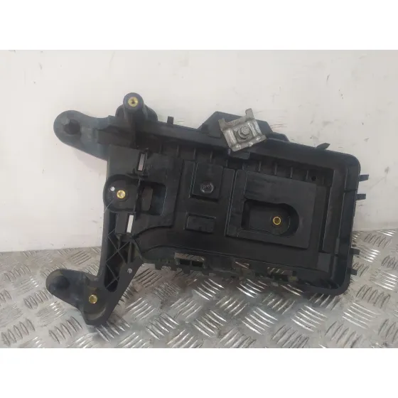Soporte Bateria para Volkswagen Golf Vi (5K1)