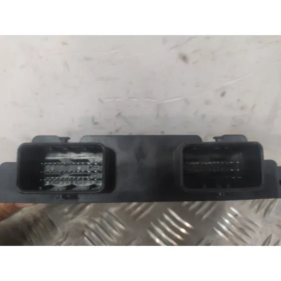 Centralita Motor Uce para Peugeot 206 Hatchback (2A/C)
