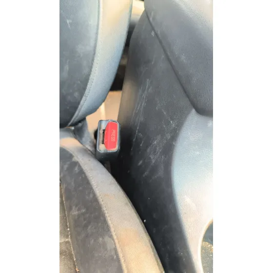 Enganche Cinturon Delantero Derecho para Hyundai Kona (Os, Ose, Osi)