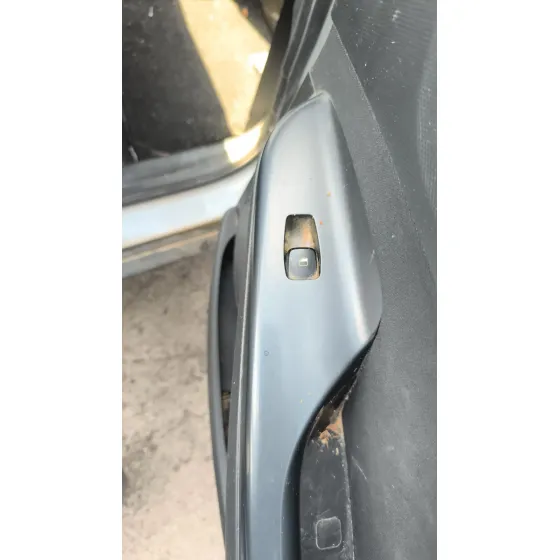 Mando Elevalunas Trasero Derecho para Hyundai Kona (Os, Ose, Osi)