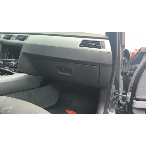 Guantera para Bmw 3 (E90)