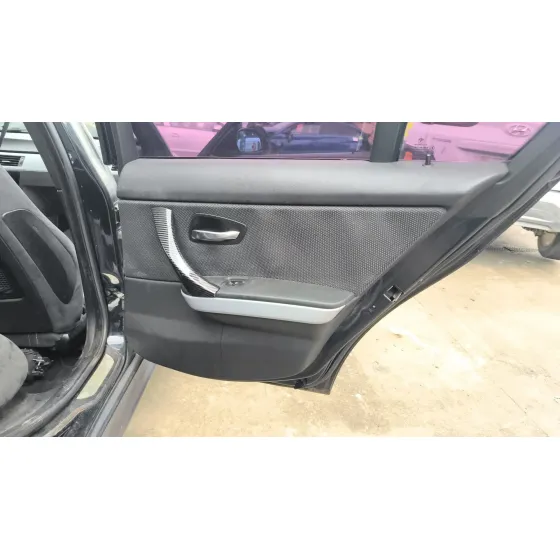 Guarnecido Puerta Trasera Derecha para Bmw 3 (E90)