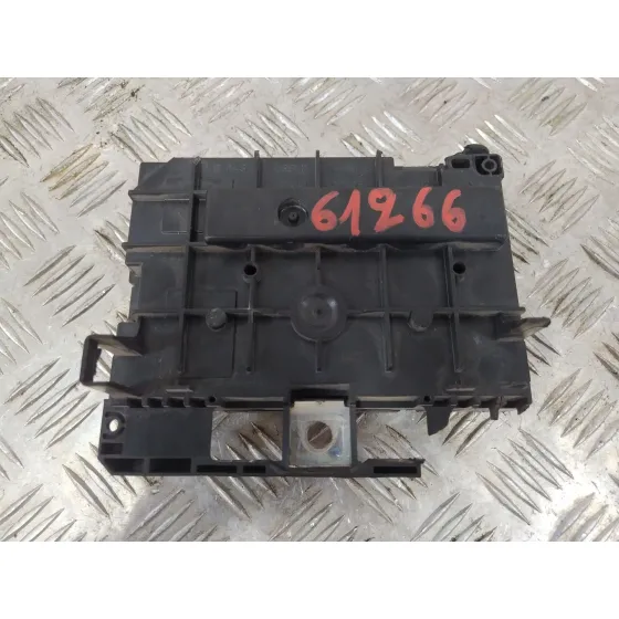 Caja Fusibles para Citroën Berlingo Multispace (B9)