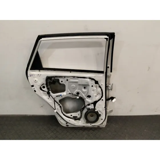 Puerta Trasera Izquierda para Toyota Auris (_E18_)