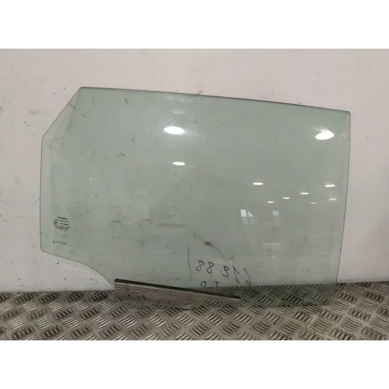 Luna Trasera Derecha para Toyota Auris (_E18_)