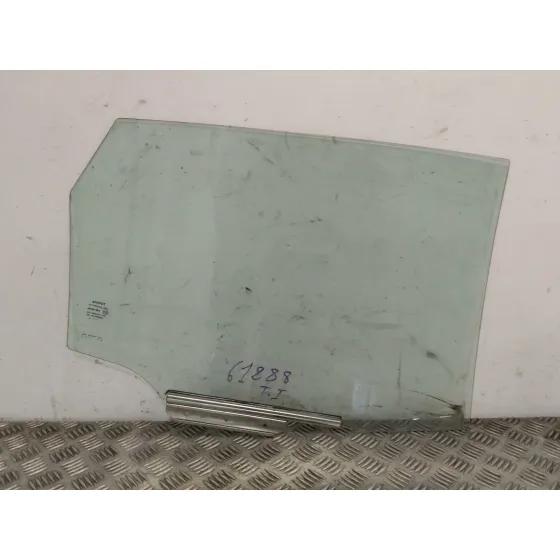Luna Trasera Izquierda para Toyota Auris (_E18_)