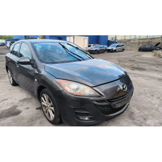 Faro Derecho para Mazda 3 (Bl)