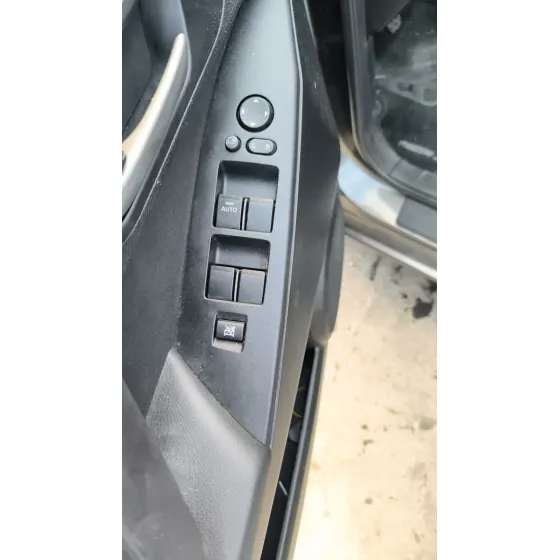 Mando Elevalunas Delantero Izquierdo para Mazda 3 (Bl)