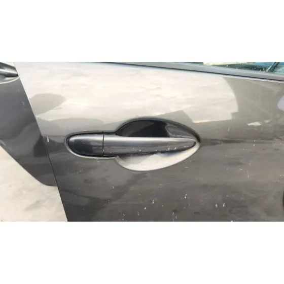 Maneta Exterior Delantera Derecha para Mazda 3 (Bl)