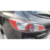 Piloto Trasero Izquierdo para Mazda 3 (Bl)