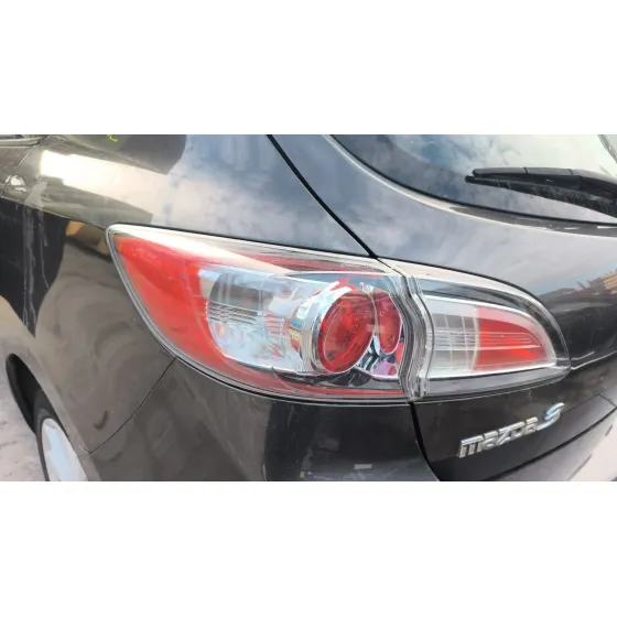 Piloto Trasero Izquierdo para Mazda 3 (Bl)