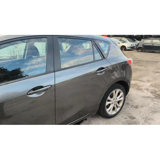 Puerta Trasera Izquierda para Mazda 3 (Bl)