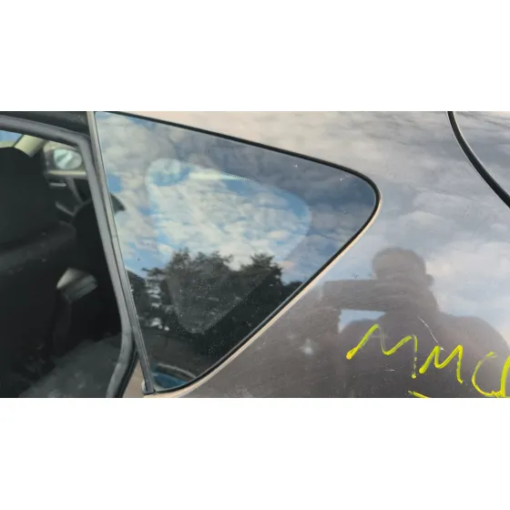Luna Custodia Trasera Izquierda para Mazda 3 (Bl)