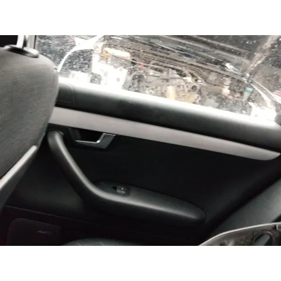 Guarnecido Puerta Trasera Derecha para Audi A4 B6 (8E2)
