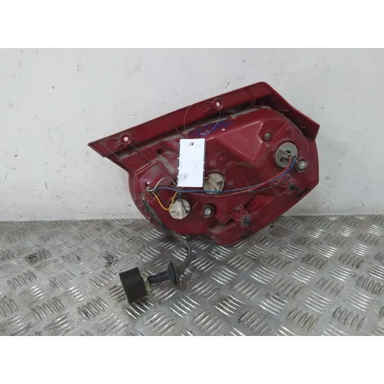 Piloto Trasero Izquierdo para Chevrolet Aveo / Kalos Hatchback (T250, T255)