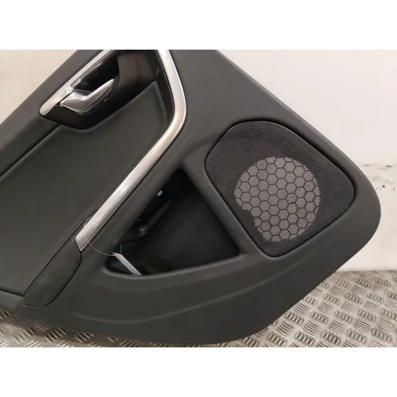 Guarnecido Puerta Trasera Izquierda para Volvo V60 I Cross Country (157)