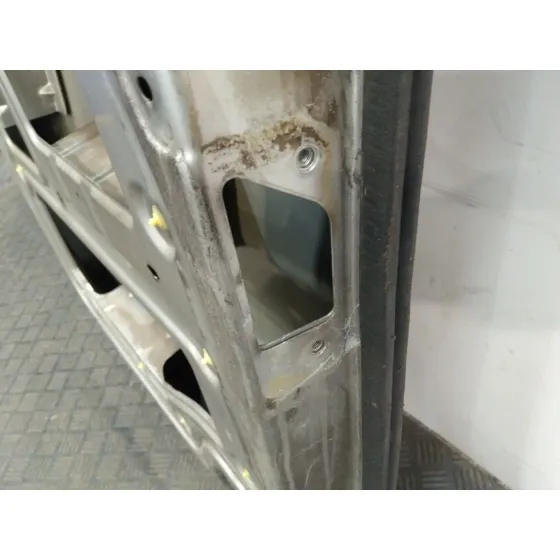 Puerta Trasera Carga Derecha para Opel Vivaro A Furgoneta (X83)