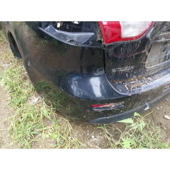 Paragolpes Trasero para Mitsubishi Lancer Viii (Cy_A, Cz_A)