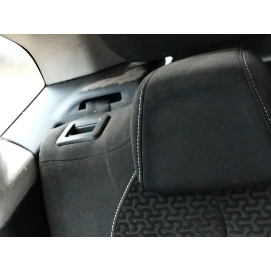 Cinturon Seguridad Trasero Derecho para Citroën C3 Ii (Sc_)