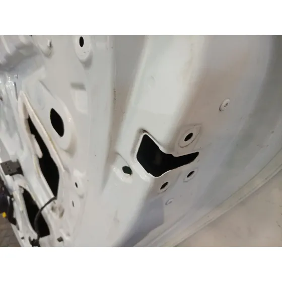 Puerta Trasera Izquierda para Renault Clio Iv (Bh_)