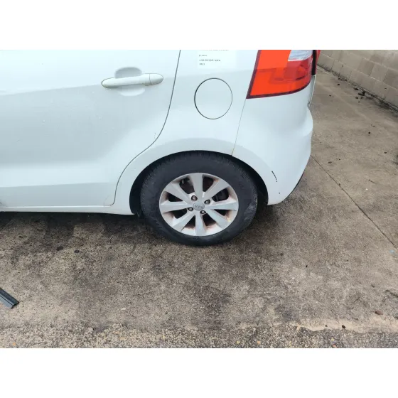 Paso De Rueda Trasero Izquierdo para Kia Rio Iii (Ub)